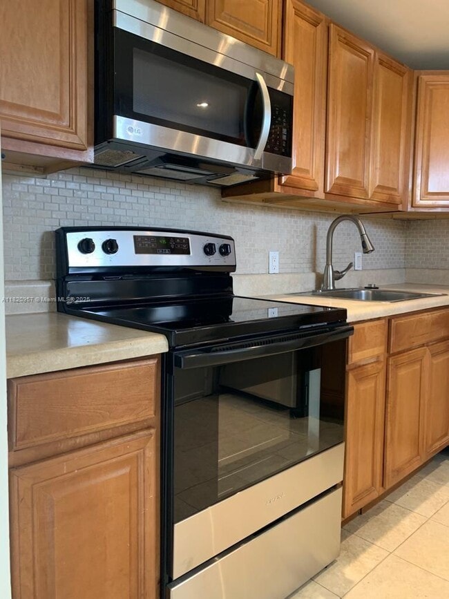 Photo - 3101 N Country Club Dr Unit 607