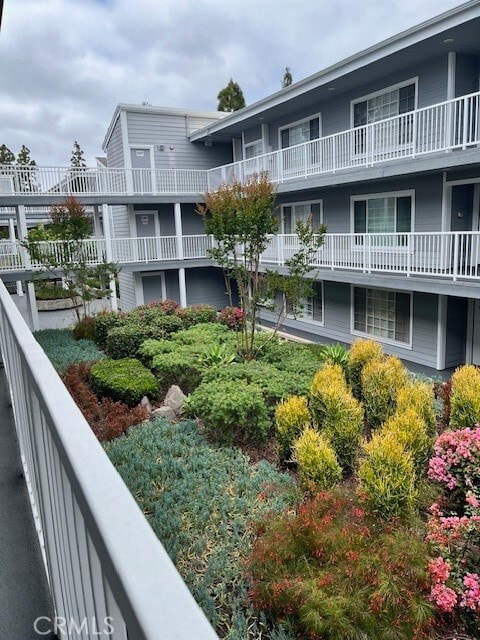 Building Photo - 1406 Brett Pl Unit 216-216 Rental