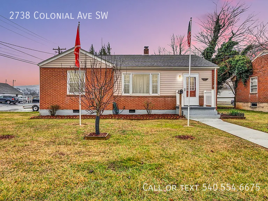 Photo - 2738 Colonial Ave SW-