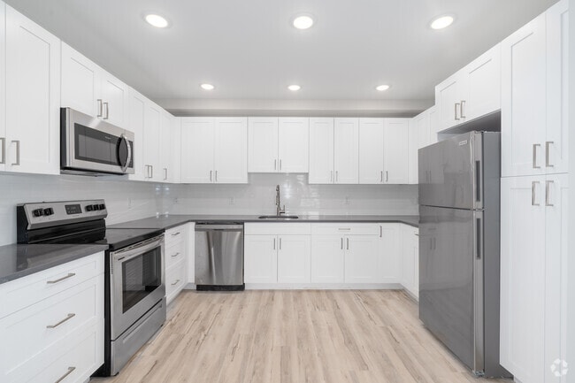 4BR, 2BA - 1150SF Kitchen - Ludlow 43