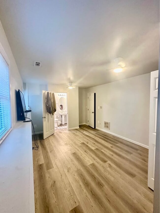 Building Photo - 5403 Veld Ct Rental