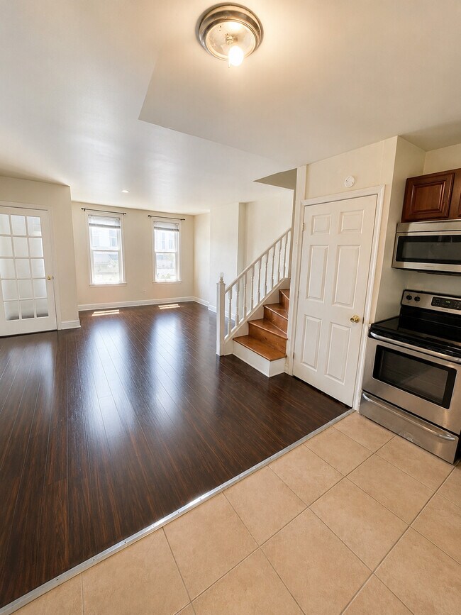 Photo - 4523 St Davids St