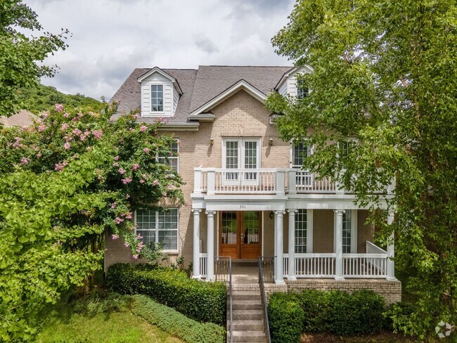 Building Photo - **LUXURIOUS GATED COMMUNITY IN FRANKLIN ZO... Rental