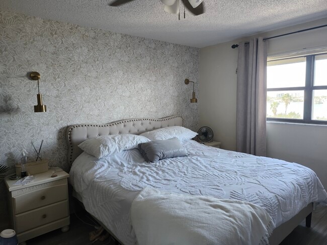 Photo - 7050 Sunset Dr S Unit 601