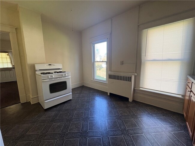 37 Grand St