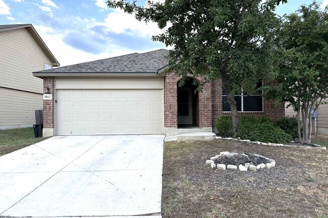 Building Photo - 8812 Belgian Fls