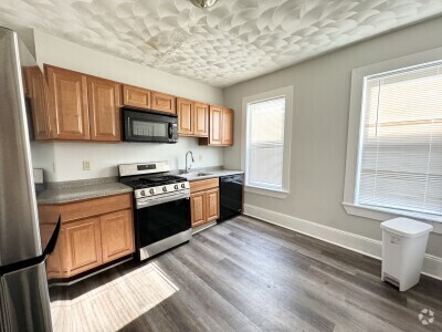 Building Photo - 157 E Cottage St Unit 2 Rental