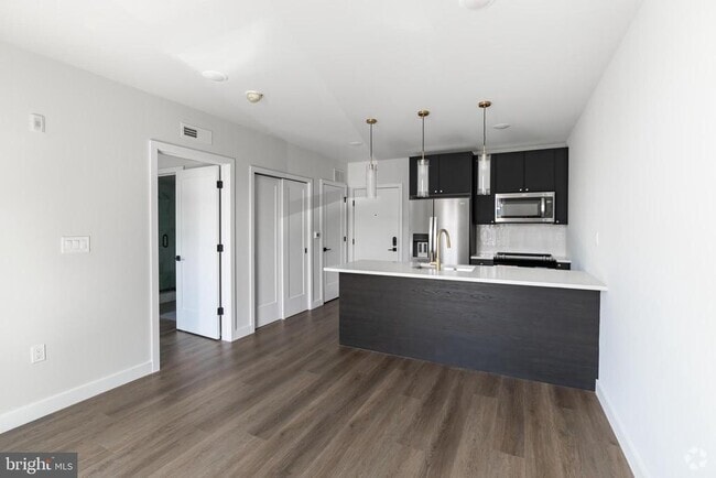 Building Photo - 1102 Germantown Ave Unit 403 Rental