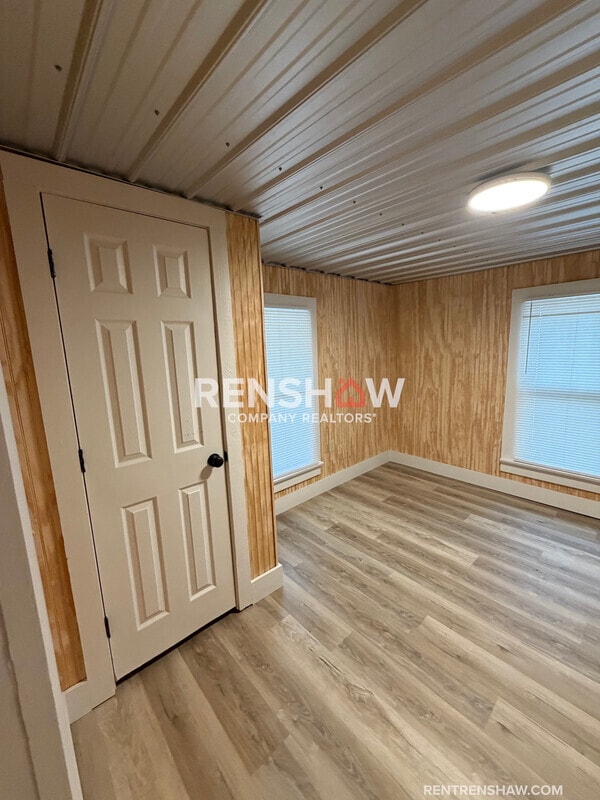 Photo - 123 Barham St