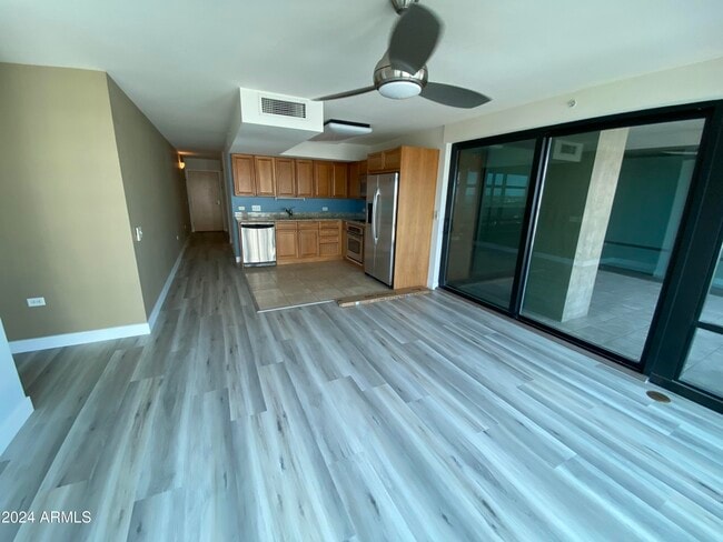 Photo - 4808 N 24th St Unidad 902