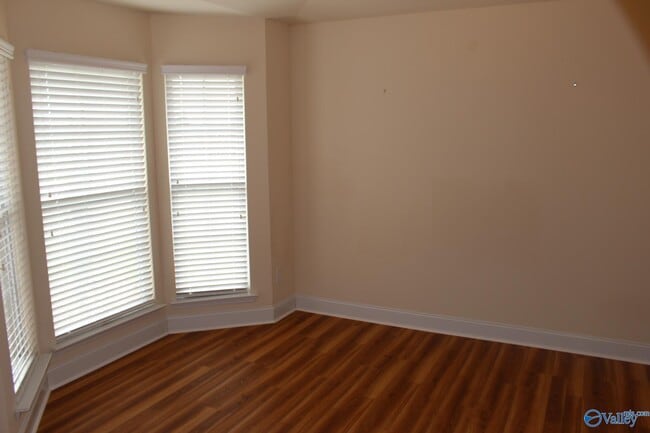 Photo - 103 Glen View Dr
