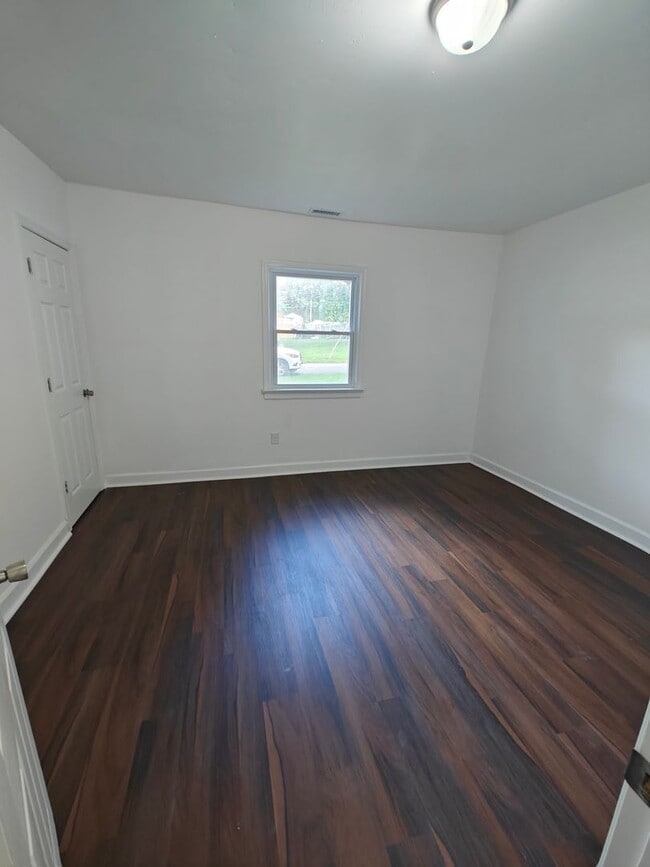 Photo - 3 Bedroom home on corner lot