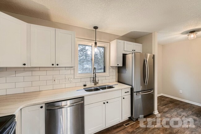 Photo - 8312 115th Ln N