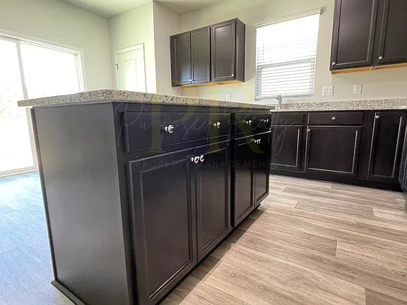 Photo - 3115 Carpenter Rd