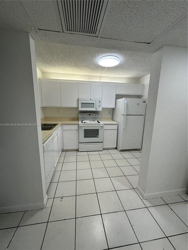 Photo - 9000 NW 28th Dr Condo Unit 1-109