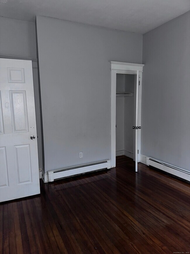 Photo - 442 Carroll Ave Unit 1