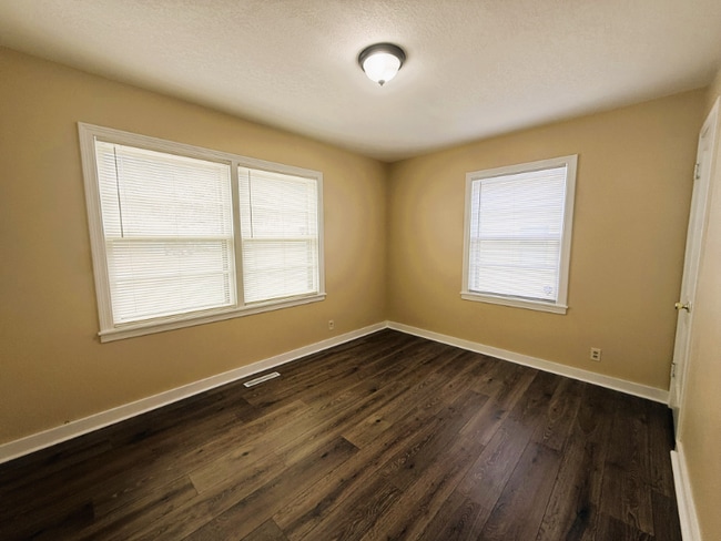 Photo - 1721 S Volutsia Ave