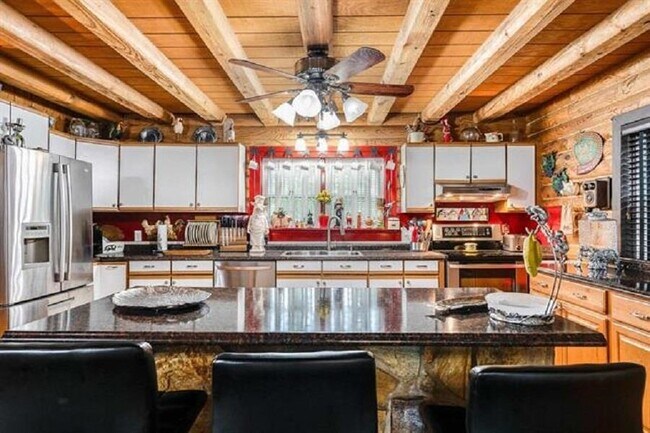 Photo - 2779 Lanier Ln