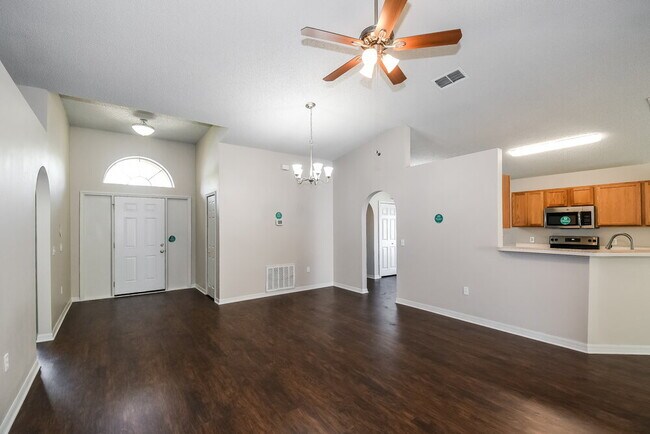 Photo - 7428 Prosperity Park Rd N