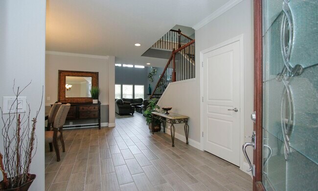 Photo - 167 Clearmont Pl