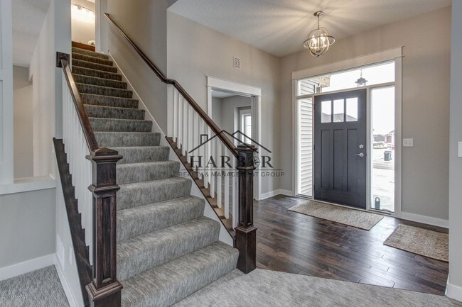 Photo - 2049 Kerry Dr NE