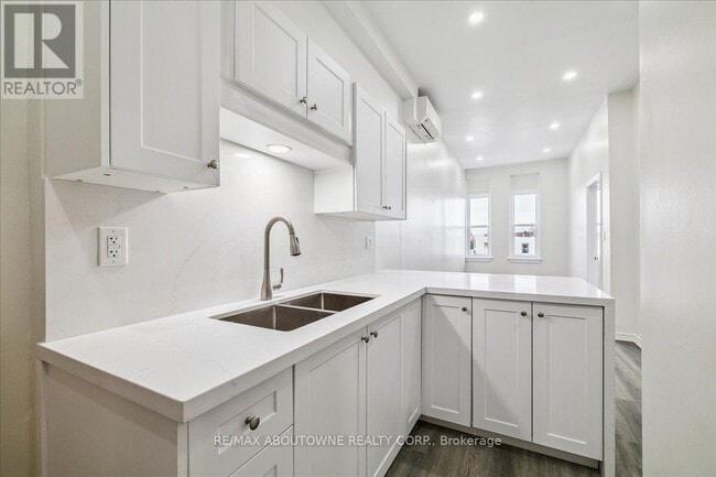 Photo - 68 Peel St