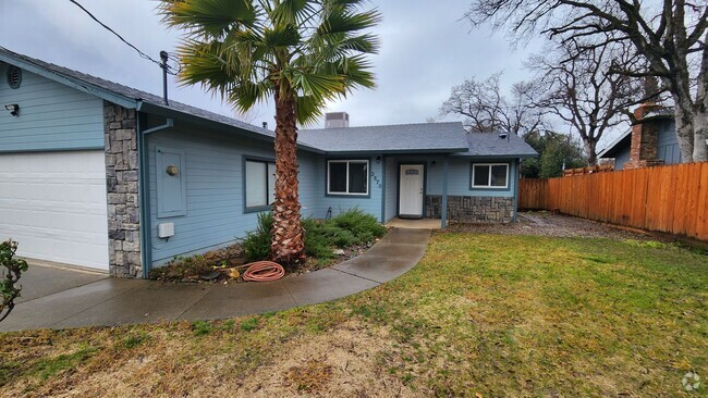 Building Photo - 2 BED 2 BATH HOUSE IN THE ENTERPRISE SCHOO...