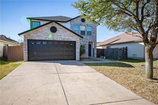 Photo - 2208 Bluebonnet Dr