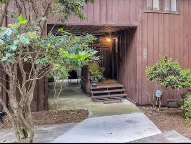 Photo - 1660 Terrell Ridge Dr
