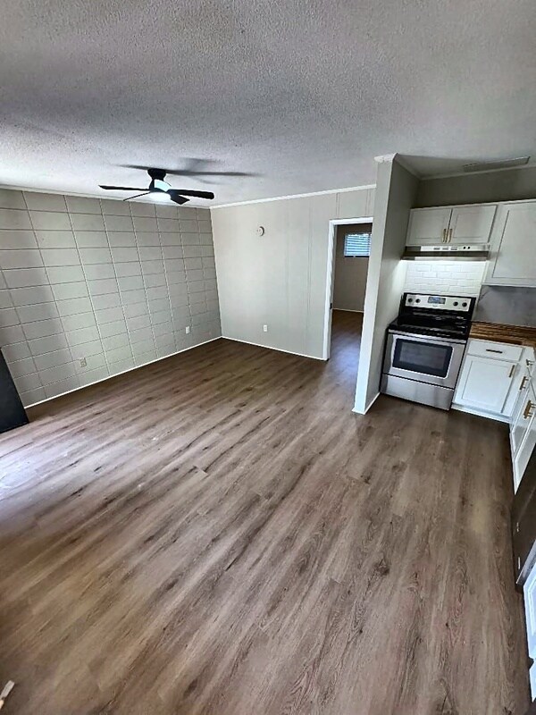 Photo - 1312 N Adams St