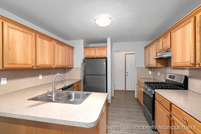 Photo - 3669 Kinnrow Ct NW Unit 3669
