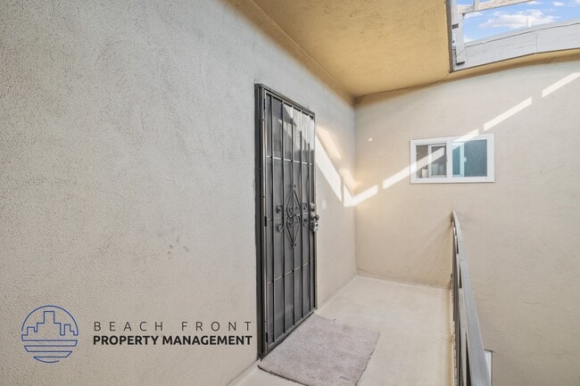 1887 Monrovia Ave.