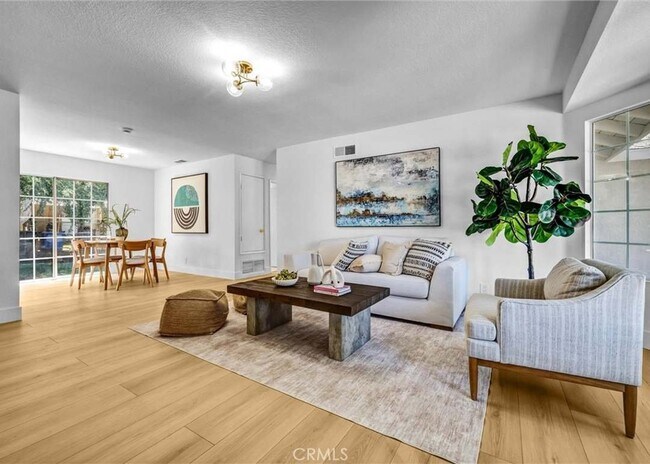 Photo - 11518 Fidel Ave