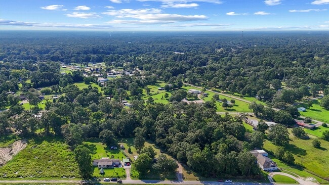 Building Photo - 106 County Road 3755