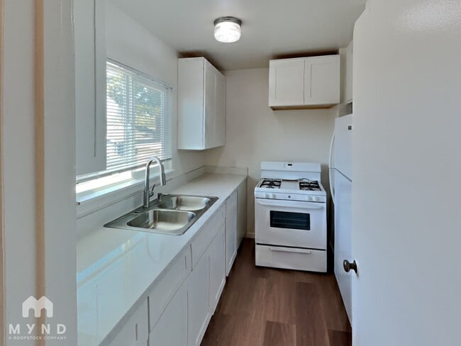 Photo - 538 Madison Ave Unidad 4