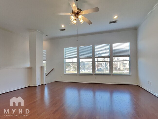 Photo - 3412 Honsinger St