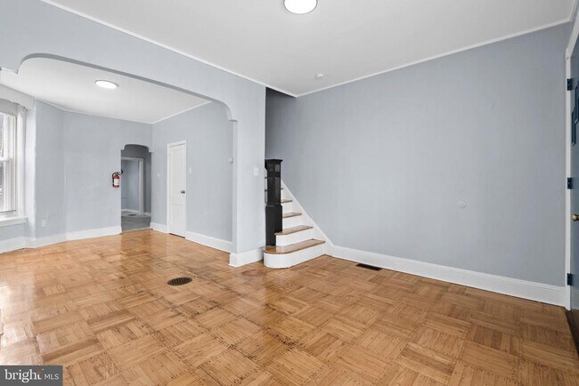 Photo - 5948 Osage Ave