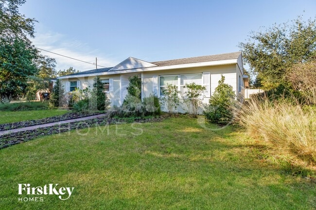 Photo - 802 Morocco Ave