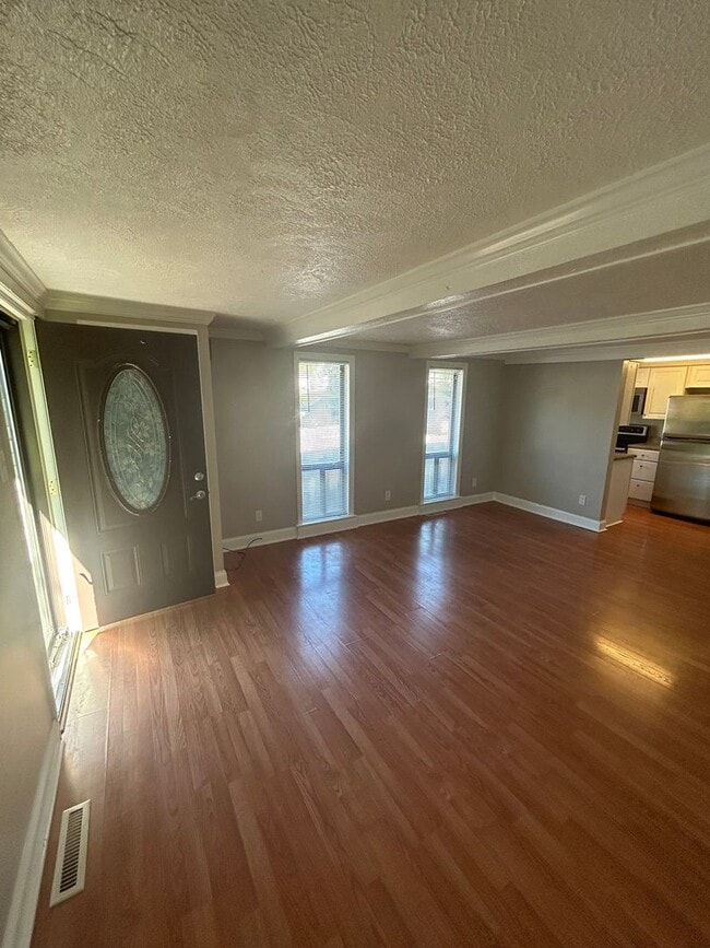 Photo - Modern 1 Bedroom Townhome in Prime Moon Township Location!