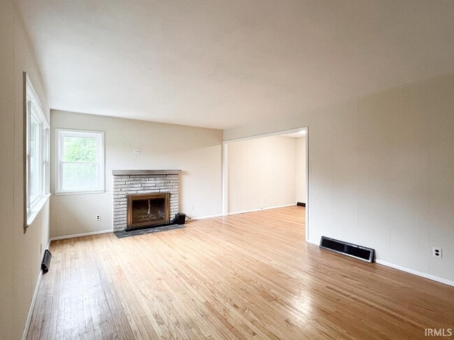 Photo - 2519 E 7th St