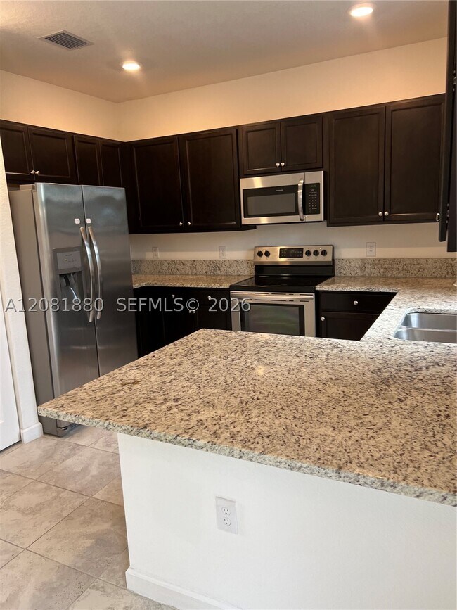 Photo - 20578 NE 2nd Ct