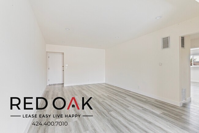 Photo - 530 E Arbor Vitae St Unit 6