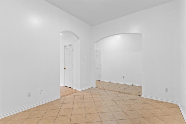 Photo - 15323 Redbud Berry Way
