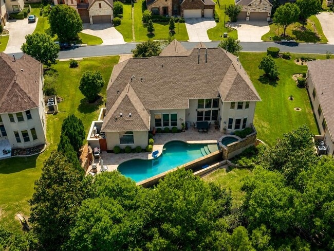 Photo - 206 Varco Dr