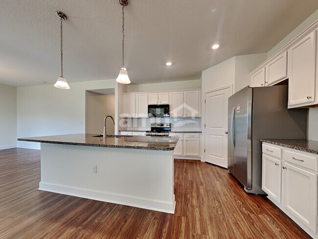 Photo - 5786 Hampton Creek Rd