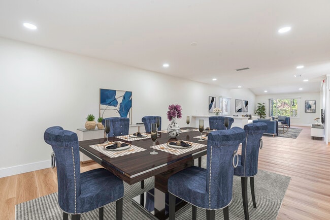 Photo - 23831 Pesaro