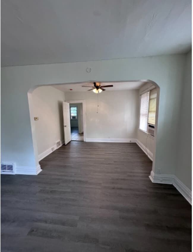 Photo - 4914 Alcott Ave