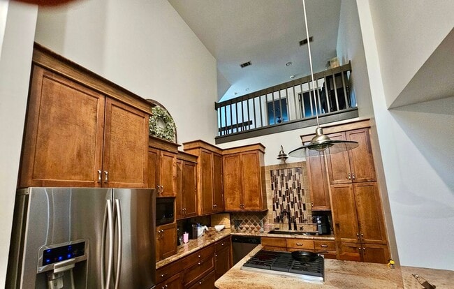 Photo - 375 Amber Leaf Dr