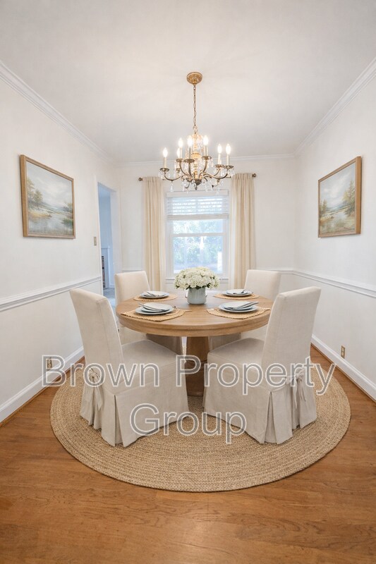 Photo - 2522 Mirror Lake Dr