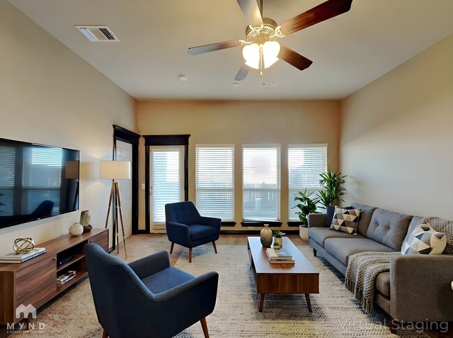 Photo - 18214 Manera Wy